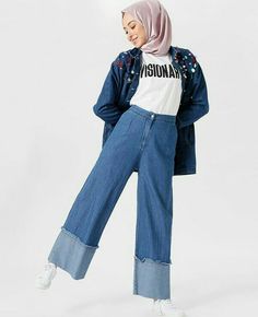 Hijab Fashion Style Kulot, Ootd Kulot, Batik Model, Kulot Pants, Preppy Trends, Blouses Casual, Ladies Pants