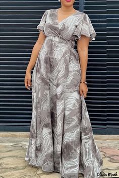 Olivia Mark - Womens Plus Size Long Dress with Patchwork V-Neck Detailing Plus Size Long Dress, V Neck Long Dress, Plus Size Long Dresses, Long Dress Plus Size, Long African Dresses, African Maxi Dresses, Elegant Maxi Dress, Dress Sleeve Styles, Classy Dress Outfits