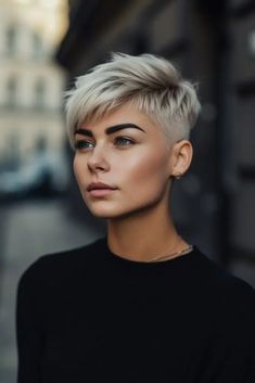 Faded Undercut Women, Shape Haircut, Pixies Haircut, Modern Pixie, Undercut Hairstyle, Short Hairdos, Short Hair Pixie Cuts, Tutorial Ideas