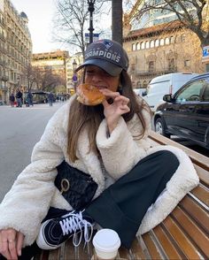 사진 촬영 포즈, Foto Casual, Looks Street Style, Mode Ootd, Fall Fits, Winter Fits, Mode Inspo, Foto Inspiration, Mode Streetwear