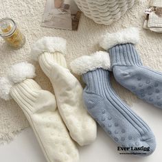 Experience ultimate comfort and warmth with our Natural Fleece Indoor Non-Slip Socks, exclusively at Ever Lasting. Designed for cozy indoor lounging, these socks are crafted from soft, natural fleece that wraps your feet in luxurious warmth. The non-slip soles provide added safety, making them perfect for relaxing at home on chilly days. Whether you're curling up with a good book or enjoying a lazy morning, these socks ensure your feet stay snug and secure. Embrace the perfect blend of comfort a Cozy Socks Aesthetic, Socks Aesthetic, House Socks, Cosy Socks, Lazy Morning, Bed Socks, Non Slip Socks, Comfy Socks, Fuzzy Socks