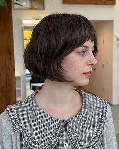 French Bob Back View, Bob Back View, French Bob Haircut, Side Part Bob, Shag Hair, Short Bobs With Bangs, Short Bobs, Haircut Inspo, Bangs Straight