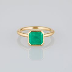 18K Yellow Gold Luxury Hallmarked Emerald Gemstones, Luxury Emerald Gemstones In Yellow Gold, Luxury Yellow Gold Emerald Gemstones, Luxury Emerald Ring In Yellow Gold, Luxury Yellow Gold Emerald Solitaire Ring, Luxury Solitaire Emerald Ring In Yellow Gold, Gold Octagon Solitaire Emerald Ring, Gold Solitaire Emerald Ring In Octagon Shape, Classic Gold Ring With Tsavorite