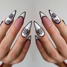 Black And White Nail, Black Halloween Nails, Nail Art Set, White Nail Designs, Black Nail Designs, White Nail, Winter Nail Designs, Xmas Nails, Christmas Nail Art