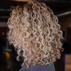 Spiral Perm, Short Permed Hair, Curly Blonde Hair, Face Shape Hairstyles