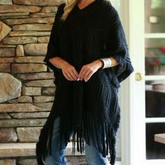 Brand:Wrangler Size: S/M Condition:New With Tags. Details:Lwk402x Black, Over The Head, Textured Knit Poncho Sweater. Fringe Trim.Thick Knit. Fabric:Acrylic I Do Combine Shipping So If You Are Interested In Multiple Items Let Me Know What Items & I Will Make A Bundle Listing For You Casual Oversized Black Poncho, Oversized Black Casual Poncho, Black Fringe Outerwear For Winter, Black Fringed Outerwear For Winter, Oversized Fringe Casual Poncho, Oversized Fringe Poncho Casual Style, Bohemian Black Poncho For Fall, Black Poncho For Cold Weather In Fall, Casual One Size Fall Poncho