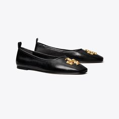 Tory Burch Loafers, Apres Ski Boots, Tory Burch Sandals, Designer Flats, Embroidered Shoes, Black Ballet Flats, Womens Ballet Flats, Tory Burch Flats, Leather Ballet Flats