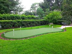 Longwood Putting Green contemporary landscape Backyard Grass Ideas, Luxury Backyards, Backyard Hammock, No Grass Backyard, Backyard Canopy, Golf Green, Garden Idea