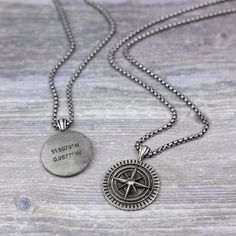 Family Compass Necklace with Coordinates - Sterling Silver Mens Silver Chain Necklace, Male Accessories, Compass Necklace Silver, Edgy Jewelry, Silver Chain For Men, Compass Pendant, Black Onyx Bracelet, Compass Necklace, Painted Jewelry