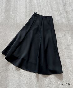 Lasaky - Wool High-Waisted Skirt with Dual Pockets - Elegant and Stylish Elegant Full Skirt In Solid Color, Elegant Solid Color Full Skirt, Non-stretch Elegant Flared Skirt, Elegant Solid Mini Skirt With Pockets, Elegant Non-stretch Flared Skirt, Elegant Full Pleated Skirt In Solid Color, Elegant Non-stretch Lined Skirt, Flared Skirt For Workwear In Solid Color, Chic Non-stretch Solid Color Skirt