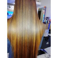 Schwartzkopf L-44 highlighted hair Global Hair, Highlighted Hair, Hair Colour, Hair Highlights, Instagram Sign, Welcome Back, Around The World, Hair Color, Highlights