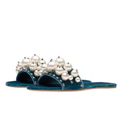 Luxurious Velvet: Our Blue Velvet Pearl Slide Sandals feature a plush and rich blue velvet upper, adding a touch of opulence to your footwear collection. Elegant Pearl Embellishments: Adorned with delicate pearl accents, these sandals exude sophistication and glamour, perfect for both casual and dressy occasions. Comfortable Slide Design: Slip into comfort with the easy slide-on style, allowing you to enjoy these sandals effortlessly and without hassle. Versatile Appeal: The blue hue and pearl details create a versatile look that pairs seamlessly with various outfits, from jeans to dresses. Durable Construction: Crafted with quality materials, these slide sandals offer both style and durability for long-lasting wear. Elevate your style with our Blue Velvet Pearl Women's Slide Sandals. Craf Loafers Slippers, Velvet Sandals, Pearl Sandals, Velvet Flats, Custom Boots, Christmas Gifts For Girlfriend, Sandal Shoes, Womens Slides, Blue Pearl