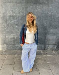 Straight-fit striped pants with elastic waist - Women | Bershka Linen Pants Outfit Winter, Blue Striped Pants Outfit, Striped Linen Pants Outfit, Striped Pants Outfit, Stripe Pants Outfit, Striped Lounge Pants, Linen Pants Outfit, Striped Linen Pants, Boxer Pants