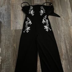 Brand New With Tags Casual Jumpsuits And Rompers For Spring Evening, Black Spring Overalls Jumpsuits And Rompers, Black Overall Jumpsuit For Spring, Black Overalls For Date Night, Chic Black Summer Pantsuit, Spring Night Out Overall Pantsuit, Black Spring Pantsuit For Date Night, Black Pantsuit For Spring Date Night, Black Pantsuit For Date Night In Spring