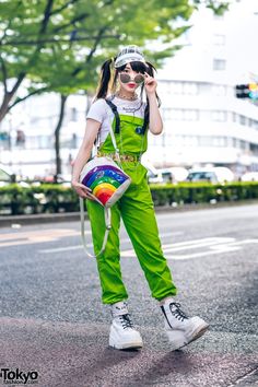 Tokyo Fashion Women, Japanese Outfits Street Style, Japan Street Fashion, Tokyo Fashion Street, Makeup Kawaii, Mode Harajuku, Japan Fashion Street, Tokyo Fashion Week, Harajuku Street