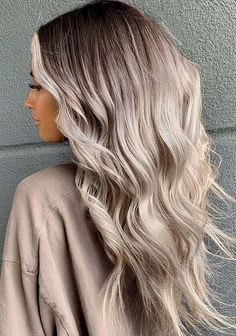 Rooty Blonde Hair, Blond Ash, Rooty Blonde, Winter Blonde Hair, Blonde Hair Colors, Silver Blonde