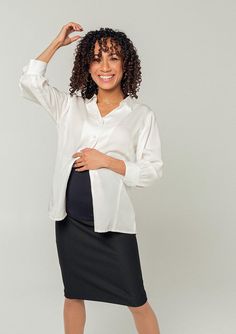 Can you think of any garment that makes a woman look more effortlessly polished than a gorgeous, well-made pencil skirt? The tailored, over-belly Elizabeth Maternity Pencil Skirt will keep you looking boardroom ready through all stages of maternity. Its elevated, Italian designed stretch material combines the power of a suit with the comfort of your favorite leggings. Its soft and strong over-belly stretch material will cradle your bump and support your back through any meeting - no matter how l Classic Pencil Skirt For Daywear, Elegant Pencil Skirt For Daywear, Elegant Daywear Pencil Skirt, Fitted Pencil Skirt For Daywear, Feminine Pencil Skirt For Workwear, Maternity Pencil Skirt, New Pregnancy, Maternity Wardrobe, Pregnancy Wardrobe