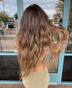 Loved In Blonde Dark Hair, Light Brown With Ashy Highlights, Highlighted Balayage Hair, Brown Hair W Balayage, Honey Blonde Ombre On Dark Hair, Beach Highlights Brunette Sun Kissed, Hair Color Ideas For Brunettes Pale Skin, California Bronde Balayage, Burnette For Spring