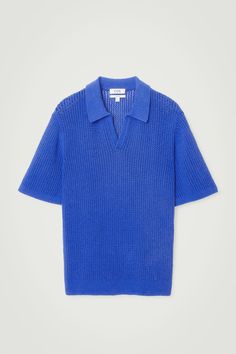 This season, the menswear team take a crafted approach to the classic polo. This electric-blue piece is made from cotton that's open-knitted to create an airiness that's ideal for summer and features a spread collar and side slits to relax the shape. Relaxed fitOrganic cotton is grown from non-genetically modified seeds without chemical fertilizers or pesticides  Shell: 76% Organic cotton, 24% Recycled polyamide. Excluding trims / Machine wash Back length of size M is 25.78" / Model wears a size Latest Clothes For Men, Oversized Polo, Genetically Modified, Fit Board Workouts, Pique Polo Shirt, Blazer And Shorts, T Shirt Vest, Jersey Shirt, Board Shorts