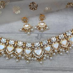 Gold Mother of Pearl Indian Asian Choker Necklace Jewellery Jewelry Set Bridal Wedding Party White Pearl Choker Necklace Indian, Indian Jewelry Sets Simple, Pearl Choker Necklace Indian, Pearl Choker Set, Indian Choker Necklace, Fancy Jewellery Designs, Pearl Bangle, Indian Jewelry Sets, Bridal Bangles