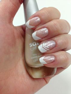 Feather-inspired French nails. French Nails