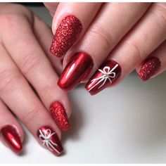 Nails Red Christmas, Christmas Nails Red, Christmas Present Nails, Red And Silver Nails, Red Chrome Nails, Nail Red, Xmas Nail Art, Red Christmas Nails