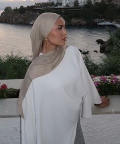 Modal Hijab Aesthetic, Linen Hijab Outfit, White Modest Outfit, Fashion Fails, Modesty Outfits