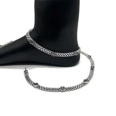 Name of product:  925 Sterling Silver Light Weight Anklet / Silver Payal Weight: 45.3 grams. Length: 27 centimeter  FREE EXPRESS SHIPPING -----Feedback::- A satisfied customer is our top priority and your feedback forms the backbone of our success. Don't forget to give positive feedback along with good ratings. Thank You Silver Anklet As A Gift, Sterling Silver Toe Ring Anklet, Silver Sterling Silver Toe Ring Anklet, Adjustable Silver Anklet With Oxidized Finish, Elegant Adjustable Anklets With Oxidized Finish, Adjustable Silver Oxidized Anklets, Elegant Adjustable Oxidized Anklets, Elegant Adjustable Oxidized Finish Anklets, Elegant Oxidized Anklets For Festivals