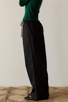 Our signature Pop Pant, crafted with 100% cotton poplin. A year round closet staple, featuring a wide leg fit, customizable rise and drawcord waist. Set it up with — The Pop Button Down or Rib Tank Made in LA Round Closet, Upcycled Tote, Spring Stripes, Closet Staples, Sweater Making, Navy Stripes, Cotton Poplin, Tube Top, A Year