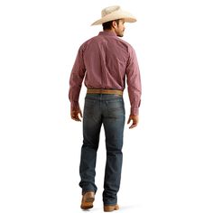 Cowboy tested, cowboy approved, our Pro Series jeans can handle hard work and hard wear. Twice as durable as traditional denim and reinforced in key areas, they have classic Western styling and a simple back pocket. The relaxed-fit M2 has a stackable, boot-cut leg for a classic look. M2 Traditional Relaxed Stretch Pro Series Ray Boot Cut | Product Features : 0 : Seven belt loops with anchored reinforcement in key wear zones|No-rub comfort inseam, 1 : Heavy-duty zippers and hardware, 2 : Extra deep front pockets|Double-lined front and back pockets|Reinforced back pockets | Men's M2 Traditional Relaxed Stretch Pro Series Ray Boot Cut Pants in Atlas, Size: 36 X by Ariat Dark Wash Cotton Bottoms For Rodeo, Western Style Medium Wash Cotton Jeans, Western Style Cotton Jeans In Medium Wash, Cotton Straight Leg Jeans For Rodeo, Western Cotton Jeans For Ranch, Western Style Cotton Jeans For Rodeo, Cotton Bottoms For Rodeo In Fall, Boot Cut Pants, Boot Cut Jeans