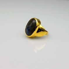 #labradorite #18k #statementring #goldjewelry #finejewelry #highend #soniatonkin #handmade Gold Polish, Beautiful Ring, Statement Rings, Gold Jewelry, Gold Rings