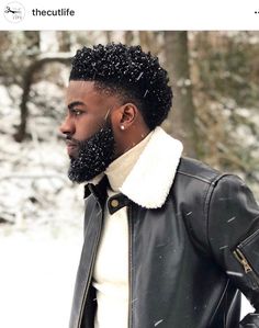 Instagram @yeahthatsbray Pinterest @playabray Black Hair Cuts, Black Men Beards, Beard Game, Mohawks, Black Beards, Pelo Afro, Corte De Cabelo Masculino