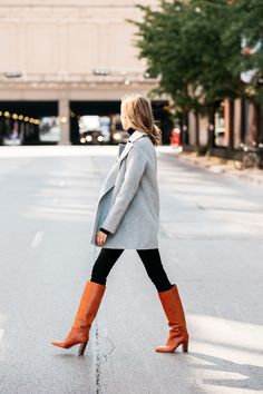 Sue Barker, Rag Bone Boots, Camel Boots, Luxury Wardrobe, Chicago Fashion, Fall Wardrobe Essentials, Jeans Boots, Country Fashion, Boots Brown