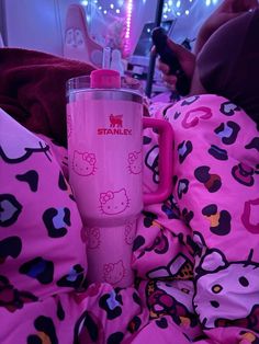 Elle Graham, Hello Kitty Water Bottle, Pink Stanley, Hello Kitty Bedroom, Stanley Cups, Hello Kitty Jewelry, Hello Kitty Rooms, Pink Lifestyle