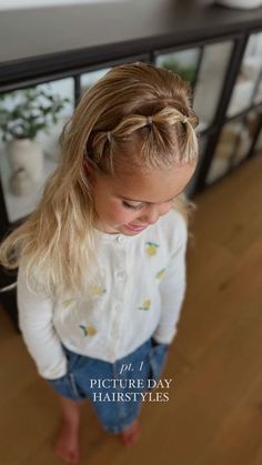 Picture Day Hairstyles, School Giveaways, Day Hairstyles, School Hairstyles, Braid Tutorial, Crown Braid, Back To School Hairstyles