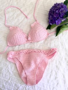 Pink crochet bikini, handmade. It can be made in any color and size. Handmade pink crochet bikini. Handmade Pink Swimwear For The Beach, Handmade Pink Swimwear For Vacation, Handmade Fitted Pink Swimwear, Pink Crochet Swimwear For Vacation, Handmade Bikinis, Pink Crochet, Crochet Rose, Color Rosa, Handmade Crochet