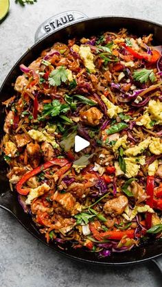 The Official Whole30 Program on Instagram: "Chicken Pad Thai-Inspired Skillet

This noodle-free version of pad Thai from @therealfooddietitians offers 30 grams of protein per serving and it’s loaded with colorful veggies and flavor.

Skillet Ingredients:
- 2 teaspoons avocado oil or olive oil
- 3 large eggs, beaten
- 1 – 1 ¼ lb. chicken breast or thighs, cubed into 1 inch pieces
- 1 (12-oz) bag broccoli slaw
- 1 ½ cup shredded red or green cabbage
- 1 ½ cup shredded carrots
- 1 red bell pepper, sliced
- 1 small yellow onion, sliced
- 6–8 green onions, thinly sliced white/light and dark green parts divided
- 4–5 garlic cloves, minced
- 2 teaspoons fresh ginger (or ½ teaspoon ground ginger)
- Salt & pepper to taste

Sauce Ingredients:
- ¼ cup almond butter (drizzly almond butter works best)