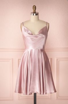 School Event Dress, Classy Gowns, Boutique 1861, Satin Short, Short Homecoming Dress, School Dresses, Dress Cocktail, Homecoming Dresses Short, Hoco Dresses