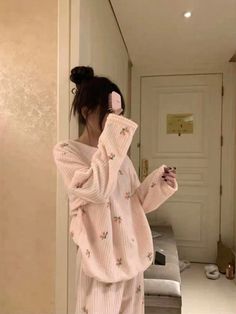 Pajamas Shein, Fluffy Pjs Aesthetic, Fluffy Pajamas, Cute Pijamas, Korean Winter, Winter Sleepwear, Pijamas Women, Winter Pajamas