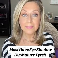 Jamie O'Donnell | Easy Eye Shadow Hack For Hooded Eyes!! Say A29 for info!! • • • #hoodedeyes #mature #over40 #over50 #hoodedeyesmakeup #makeuptrends… | Instagram Make Up Over 50 Older Women Eye Makeup, Easy Eye Shadow, Makeup Over 50, Simple Eyeshadow, Best Eyeshadow, Spring Makeup, Coconut Butter