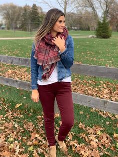 The perfect look for fall and winter from @liverpooljeans #justpostedblog #ShopStyle #shopthelook #MyShopStyle #OOTD #LooksChallenge #ContributingEditor #Lifestyle Burgundy Pants Outfit Women, Maroon Jeans Outfit, Burgundy Jeans Outfit, Denim Jacket Outfit Fall, Burgundy Pants Outfit, Maroon Pants Outfit, Outfits Leggins, Maroon Jeans, Maroon Pants