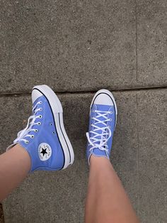 High Top Converse Outfits, Converse Aesthetic, Blue Converse, Pretty Shoes Sneakers, All Star Shoes