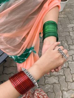 India Trip, Sisters Quotes, Desi Fashion Casual, Indian Jewelry Sets, Indian Aesthetic, Face Images, Traditional Fashion, Desi Fashion