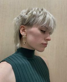 Queer Haircut, Non Binary Haircuts, Queer Hair, Androgynous Hair, Mullet Haircut, Haircut Style, Mens Haircut, Hair Inspiration Short, Punk Hair