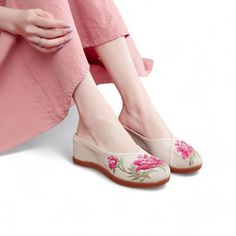 ❁Embrace Elevated Comfort and Sparkling Style: Embroidered Rose Wedge Slippers ❁Step into a world of effortless style and surprising comfort with our captivating embroidered rose wedge slippers! Featuring a soft and breathable cotton canvas upper and a cleverly concealed 7cm/2.8-inch wedge heel, these slippers add a touch of height without sacrificing comfort. The meticulously hand-embroidered wild rose design shimmers with sparkling rhinestones, adding a touch of elegance and glamour to your ev Beige Flat Bottom Slip-ons, Pink Slip-on Platform Slippers For Spring, Embroidered Summer Flats, Closed Toe Slippers For Spring, Spring Closed Toe Slip-on Platform Slippers, Pink Closed Toe Slip-ons For Spring, Beige Flat Bottom Slip-ons For Spring, Beige Slip-ons With Flat Bottom For Spring, Pink Closed Toe Slippers For Spring