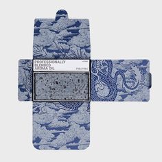 46CM 아로마 스톤디퓨저 세트 (신년 에디션) - 감도 깊은 취향 셀렉트샵 29CM Bobby Burgers, Tea Packaging Design, Publication Design, Tea Packaging, Packing Design, Package Design, Box Packaging, Creative Gifts, Design Process