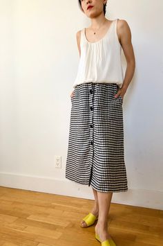 "Reformation Linen black and white gingham skirt with buttons | s Tag size 2 Waist: 13\" Overall length: 30\"" Spring Gingham Skirt For Workwear, Chic Gingham Skirt For Work, Chic Gingham Lined Skirt, Gingham Skirt Outfit, Black And White Gingham Skirt, Handmade Leather Backpack, S Tag, Gingham Skirt, Skirt With Buttons