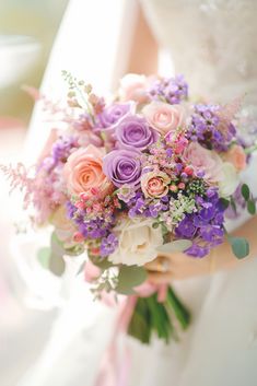 Purple And Peach Wedding, Bride Bouquet Pink, Pink And Purple Wedding, Lilac Wedding Bouquet, Purple Bridal Bouquet, Violet Wedding