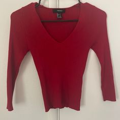 Forever 21 Red V Neck Sweater Top Women’s Size S Excellent Condition Welcome To Littlebeachco’s Closet On Poshmark, The Perfect Place To Find A Wardrobe Essential That You Love, At A Great Price And In An Eco Friendly Way. We Offer Brand New, Like New, And Preowned Clothing. Littlebeachco Offers A Variety Of Pieces And Styles. We Tend To Have Many Costal, Boho, And Staple Items To Add To Your Closet. Bundle 2 Or More Items And Save 15%. Offers Are Always Welcome. Thank You For Shopping Littlebea Forever 21 V-neck Tops For Winter, Red Stretch Tops From Forever 21, Red Stretch Top By Forever 21, Red Stretch Top From Forever 21, Fitted Red Forever 21 Top, Forever 21 Red Fall Tops, Forever 21 Red Tops For Fall, Red Forever 21 Top For Night Out, Red V Neck Sweater