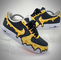 Shoebox Design, Vans Shoes Fashion, Air Force One Shoes, Air Nike, Nike Air Force 1 Custom, Nike Air Force One, Air Force 1 Custom